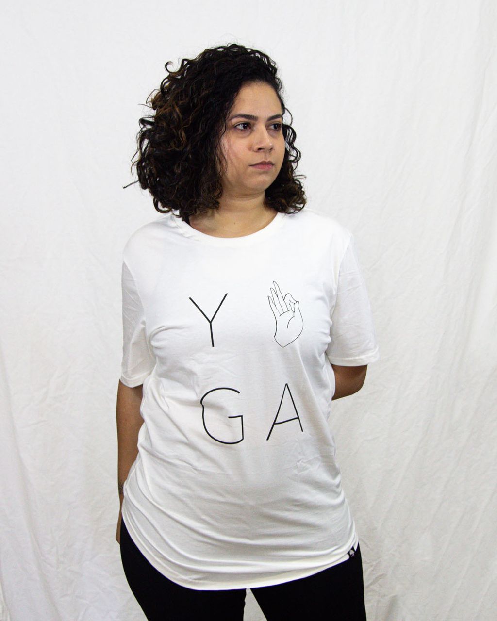 Arimo Code Camiseta Mudra