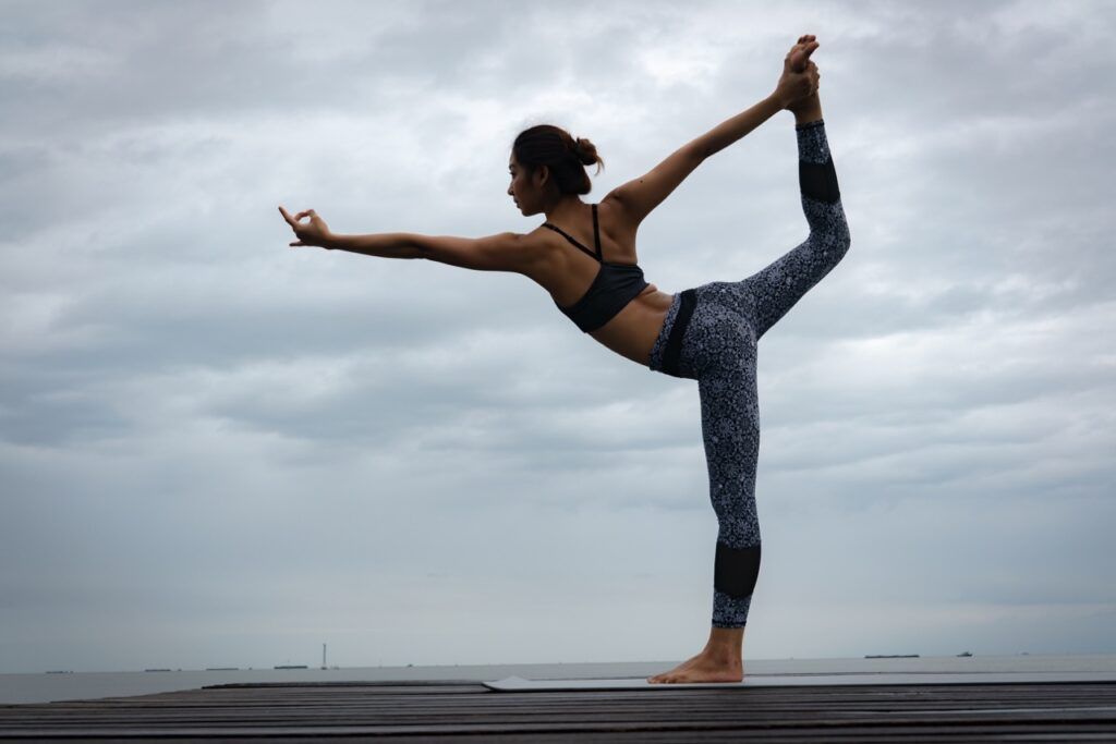 Diferenças entre o Hatha Yoga e o Power Yoga: qual é o melhor para